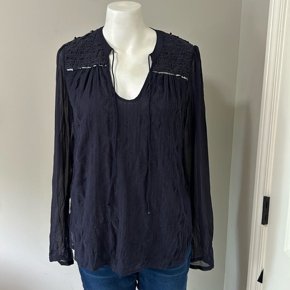 Anthropologie TINY Top Women's Navy Embroidered Split Neck Top Blouse Sz S